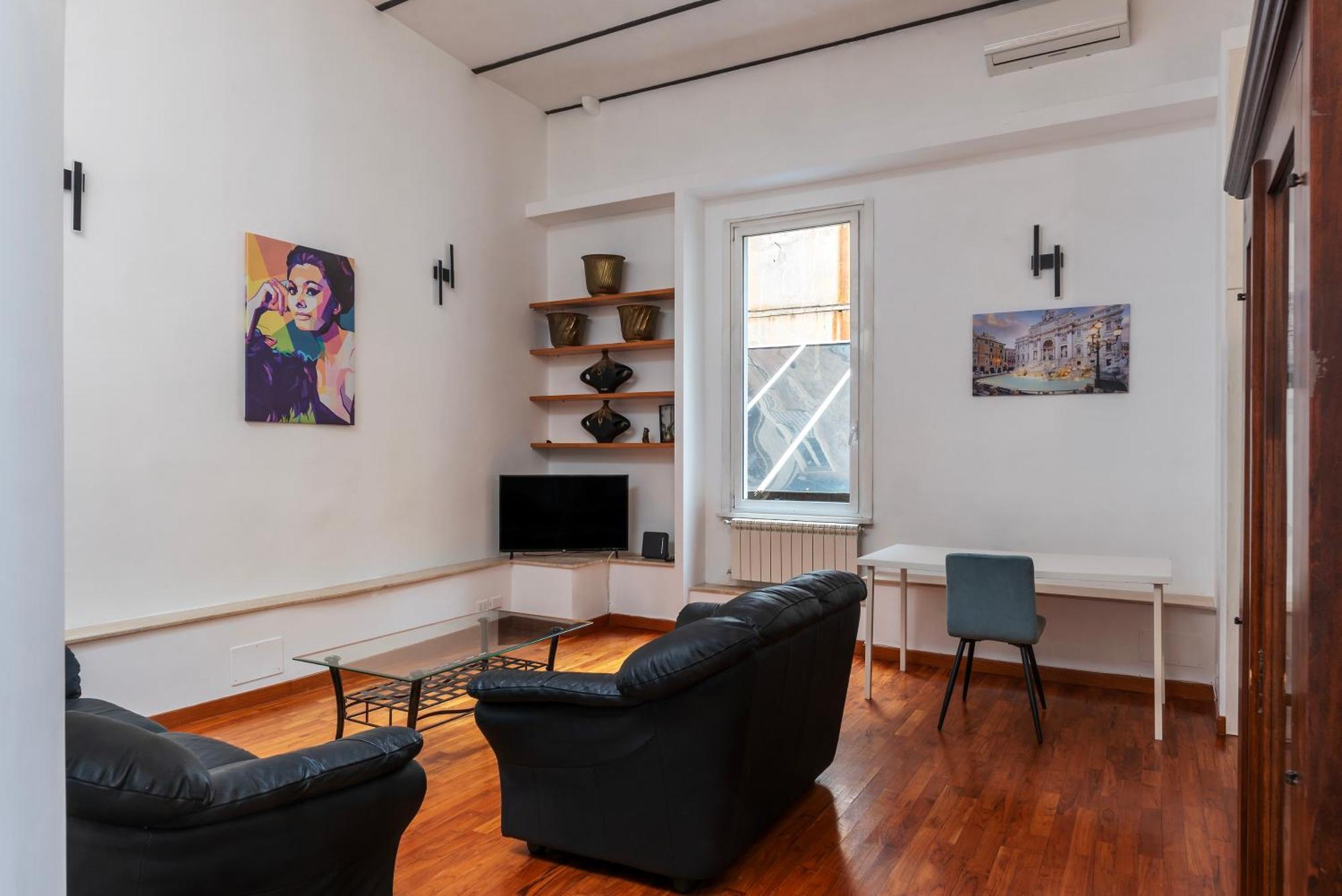 Via Del Lavatore Private Apartments — Photos 1